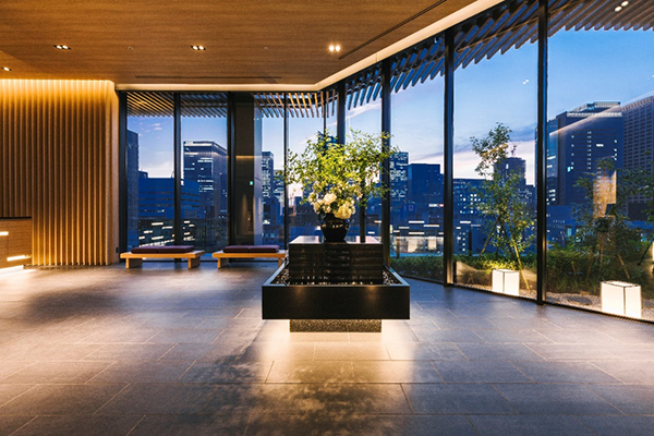 Hotel Yae Midori Tokyo With A Lobby And Japanese Garden On The Top Floor Hyakkei